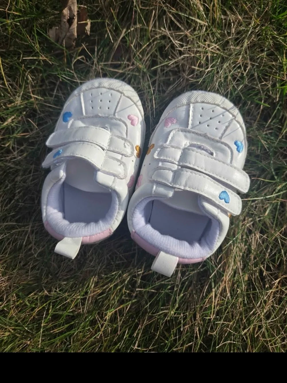 Kids White Heart Accent Velcro Sneakers